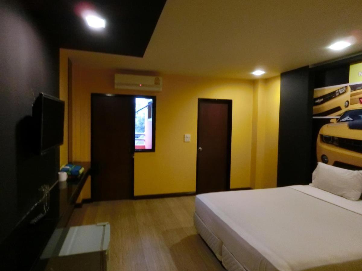 Newyork Suite Hotel Ban Ko  Exterior photo